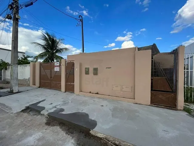 Casa 3 quartos e 1 banheiro, à venda, no bairro Amaury Alves de Menezes em Paulo Afonso
