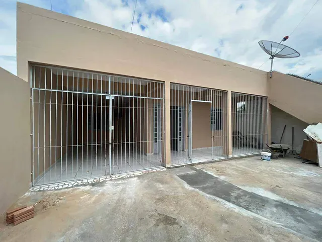 Casa 3 quartos e 1 banheiro, à venda, no bairro Amaury Alves de Menezes em Paulo Afonso