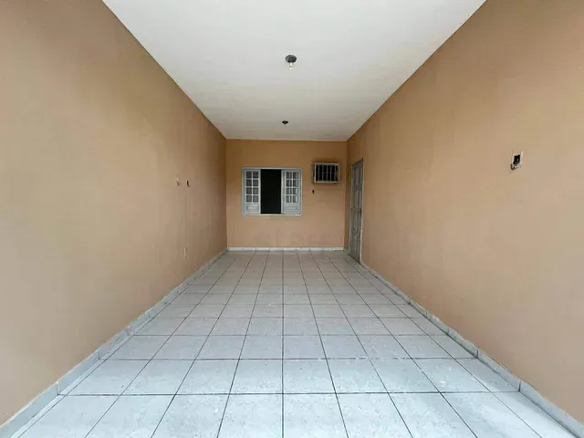 Casa 3 quartos e 1 banheiro, à venda, no bairro Amaury Alves de Menezes em Paulo Afonso