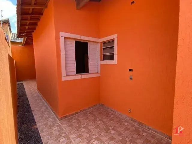Casa com 125m² 2 quartos e 2 banheiros, à venda, no bairro Jamaica (Praia) em Itanhaém