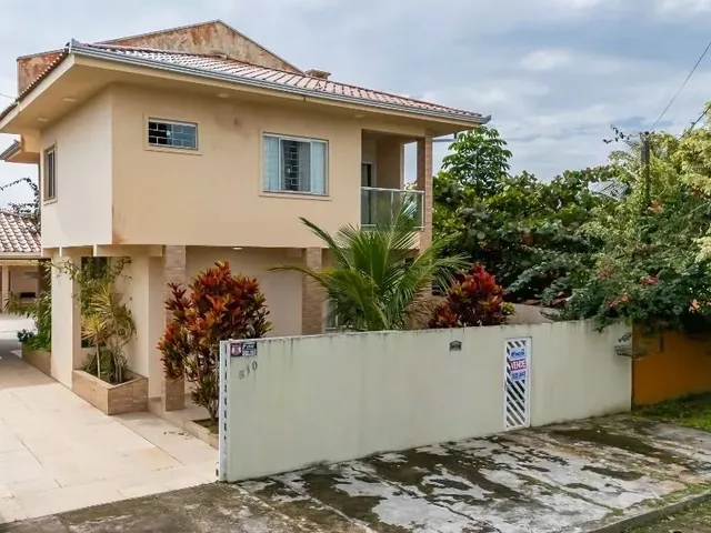 Casa com 480m² 5 quartos e 4 banheiros, à venda, no bairro Praia de Leste em Pontal Do Paraná