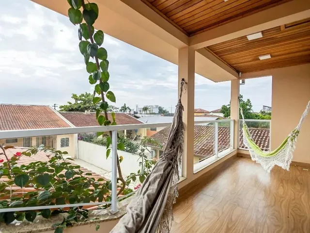 Casa com 480m² 5 quartos e 4 banheiros, à venda, no bairro Praia de Leste em Pontal Do Paraná