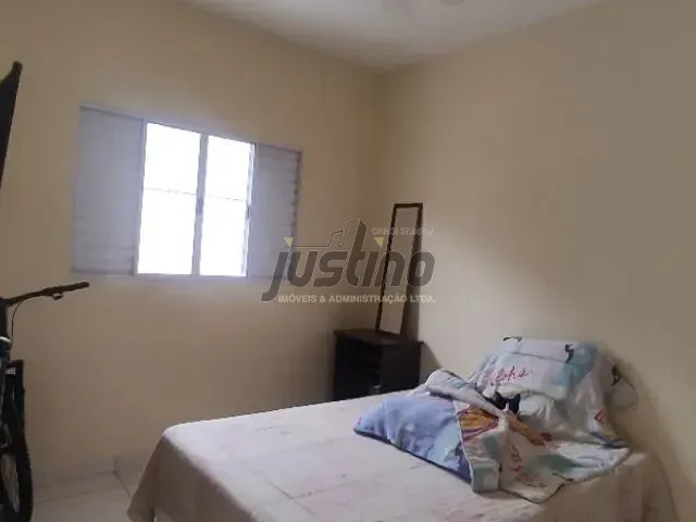 Casa com 600m² 2 quartos e 1 banheiro, à venda, no bairro Cibratel II em Itanhaém
