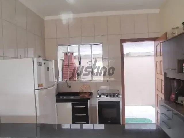 Casa com 600m² 2 quartos e 1 banheiro, à venda, no bairro Cibratel II em Itanhaém