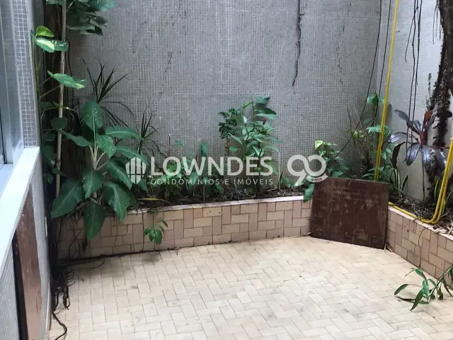 Casa 4 quartos e 4 banheiros, para alugar, no bairro Botafogo em Rio de Janeiro