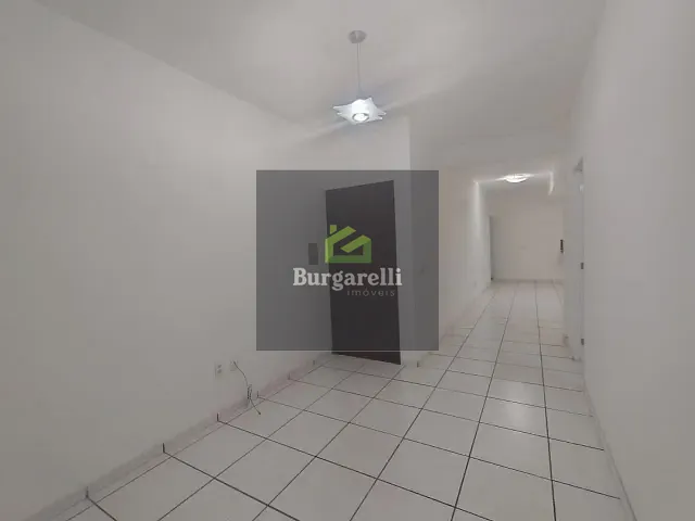Casa 1 quarto e 1 banheiro, para alugar, no bairro Jardim Bela Vista em Lavras