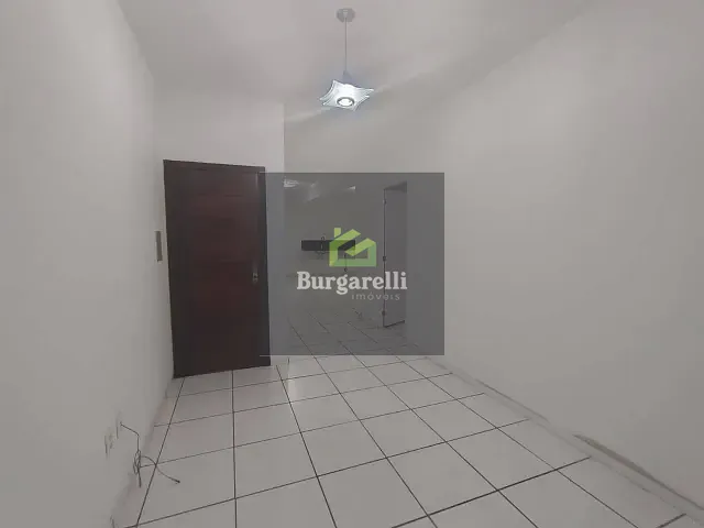 Casa 1 quarto e 1 banheiro, para alugar, no bairro Jardim Bela Vista em Lavras