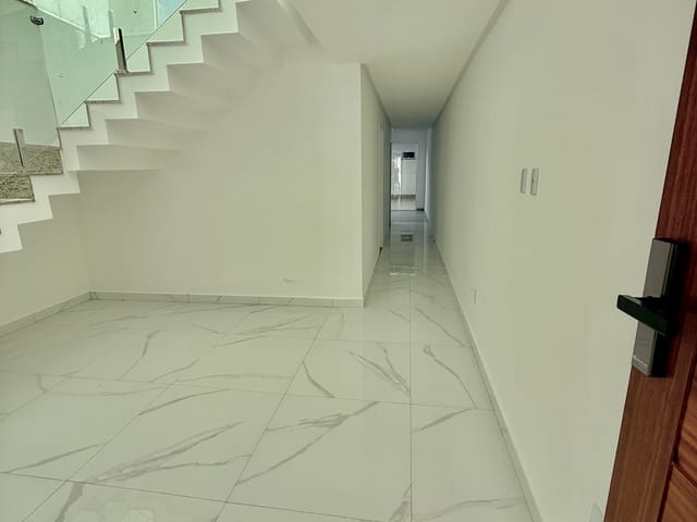 Casa 3 quartos e 4 banheiros, à venda, no bairro Inácio Barbosa em Aracaju