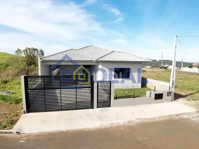Casa com 102m² 3 quartos e 1 banheiro, à venda, no bairro Santa Terezinha em Concórdia