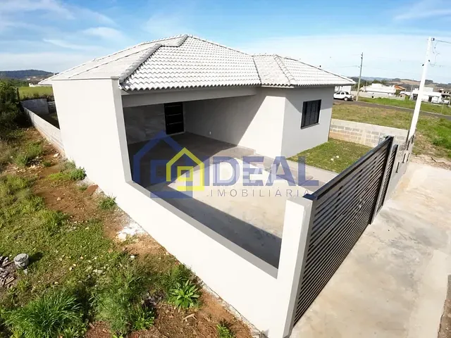 Casa com 102m² 3 quartos e 1 banheiro, à venda, no bairro Santa Terezinha em Concórdia