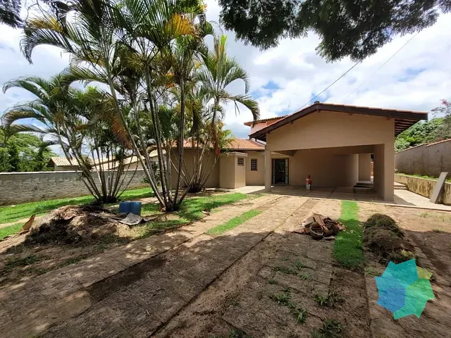 Casa com 1050m² 3 quartos e 2 banheiros, à venda, no bairro Condomínio Fechado Village Haras São Luiz em Salto