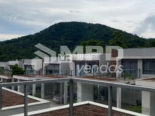 Casa 3 quartos e 4 banheiros, à venda, no bairro Tamboré em Santana de Parnaíba