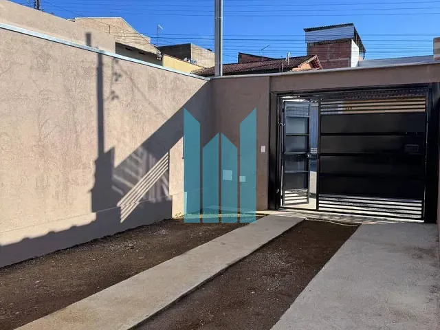 Casa 2 quartos e 1 banheiro, à venda, no bairro Jardim São Bento em Poços de Caldas