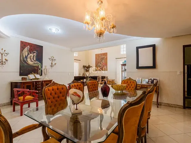 Casa 5 quartos e 8 banheiros, à venda, no bairro Park Way em Brasília