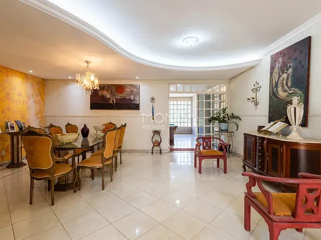 Casa 5 quartos e 8 banheiros, à venda, no bairro Park Way em Brasília
