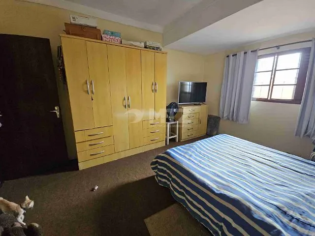 Casa 4 quartos e 2 banheiros, à venda, no bairro Vila Carmelo em Botucatu