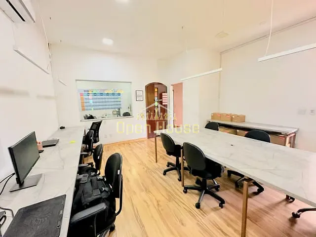 Casa com 342m² 3 quartos e 2 banheiros, à venda, no bairro Laranjal em Volta Redonda