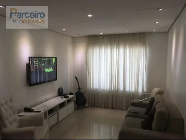 Casa com 150m² 3 quartos e 3 banheiros, à venda, no bairro Jardim Guairaca em São Paulo