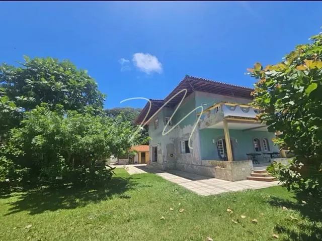 Casa 7 quartos e 4 banheiros, à venda, no bairro Praia do Marciano em Ilhéus