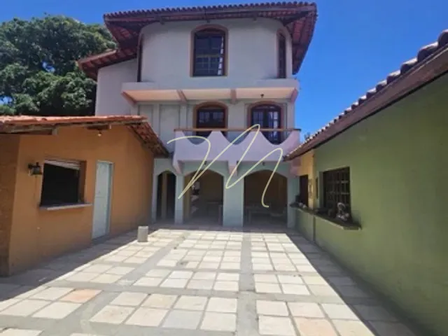 Casa 7 quartos e 4 banheiros, à venda, no bairro Praia do Marciano em Ilhéus