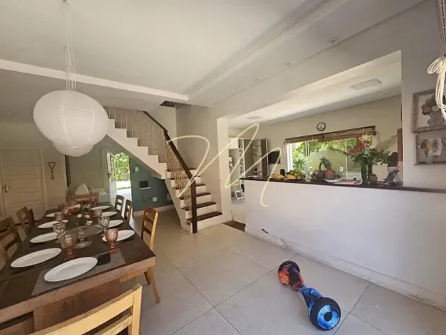 Casa 7 quartos e 4 banheiros, à venda, no bairro Praia do Marciano em Ilhéus