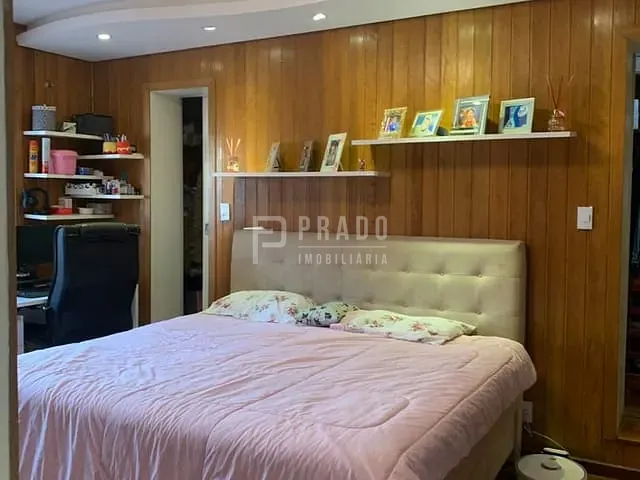 Casa com 336m² 5 quartos e 3 banheiros, à venda, no bairro Três Vendas em Pelotas