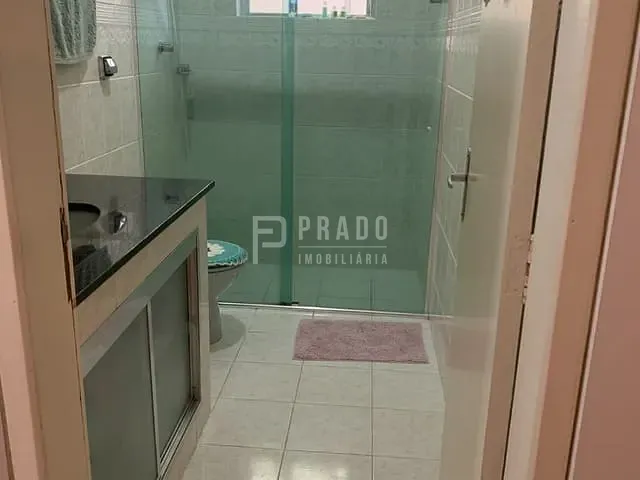 Casa com 336m² 5 quartos e 3 banheiros, à venda, no bairro Três Vendas em Pelotas