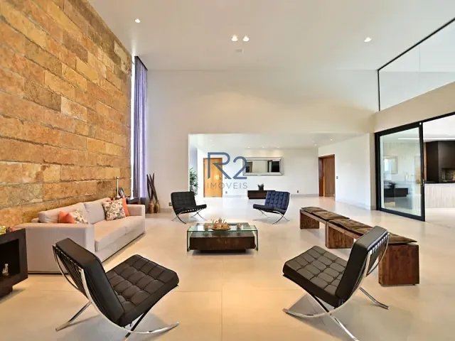 Casa com 2500m², à venda, no bairro Park Way em Brasília