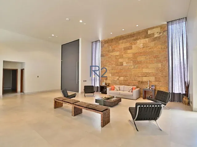 Casa com 2500m², à venda, no bairro Park Way em Brasília