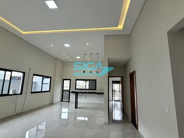 Casa com 300m² 3 quartos e 3 banheiros, à venda, no bairro Colinas de Santa Bárbara em Pouso Alegre