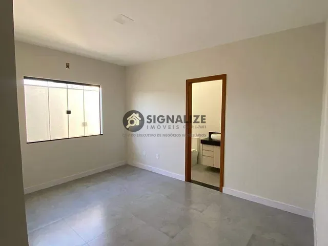 Casa com 252m² 3 quartos e 4 banheiros, à venda, no bairro Nova São Pedro em São Pedro da Aldeia