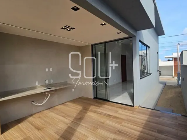 Casa com 300m² 3 quartos e 4 banheiros, à venda, no bairro Parque das Nações em Parnamirim
