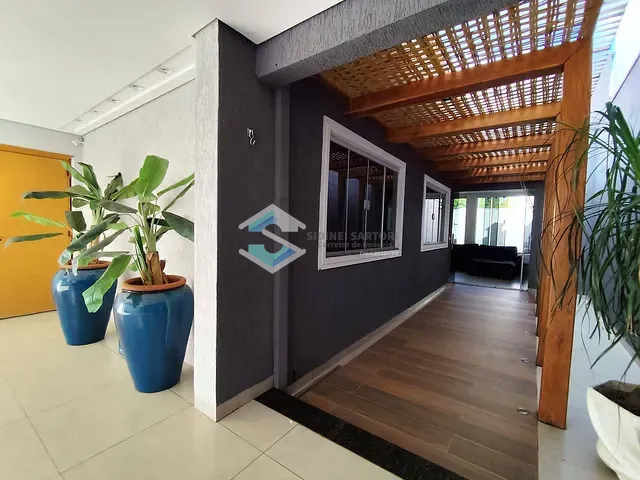 Casa com 484m² 3 quartos e 3 banheiros, à venda, no bairro Centro em Jacarezinho