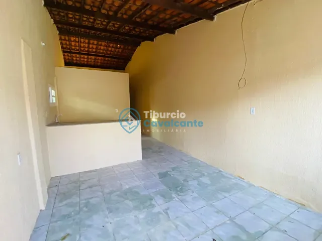 Casa 2 quartos e 1 banheiro, para alugar, no bairro Novo Parque Iracema em Maranguape