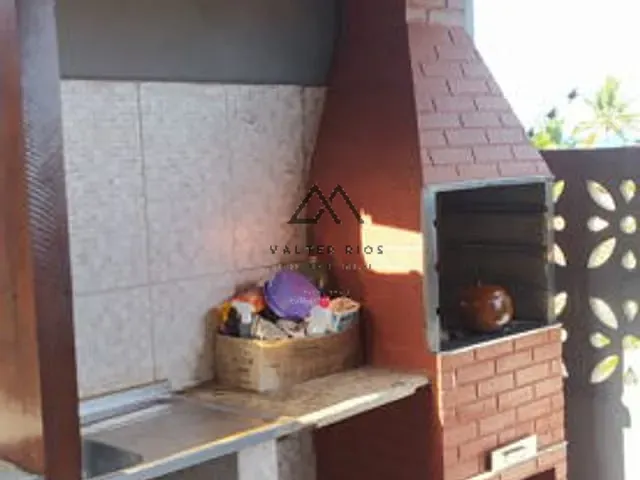 Casa 4 quartos e 2 banheiros, à venda, no bairro Olivença em Ilhéus