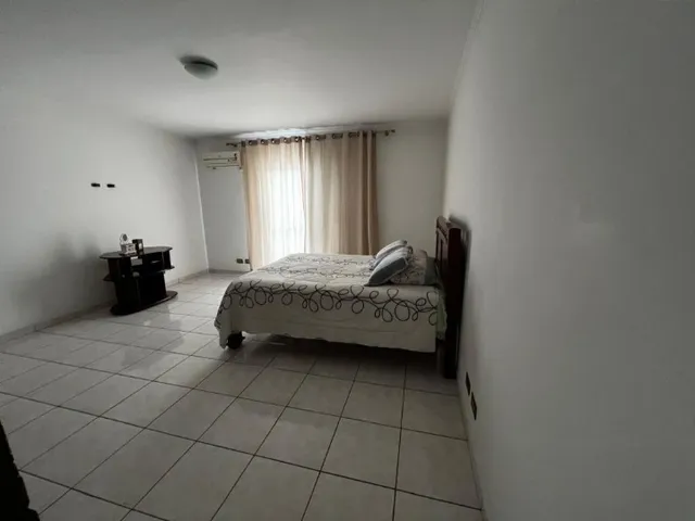 Casa 3 quartos e 3 banheiros, à venda, no bairro Jardim Santo Antônio em Santo André