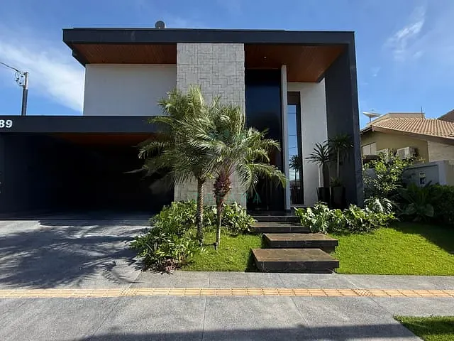 Casa com 450m² 4 quartos e 6 banheiros, à venda, no bairro Chácara Cachoeira em Campo Grande