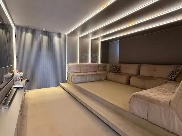 Casa com 450m² 4 quartos e 6 banheiros, à venda, no bairro Chácara Cachoeira em Campo Grande