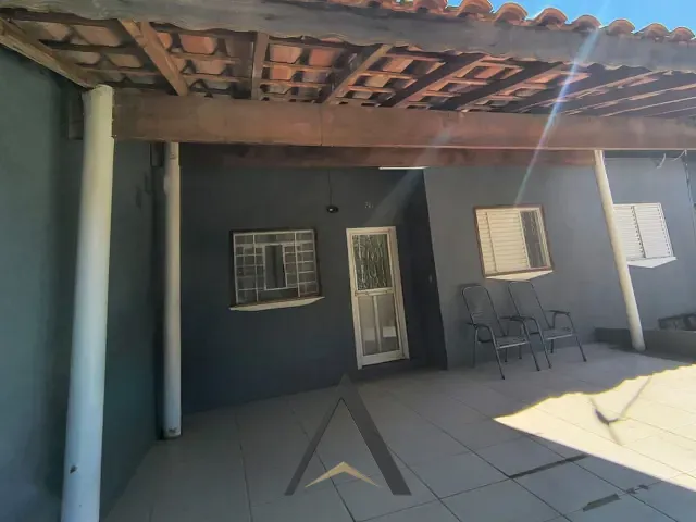 Casa 2 quartos e 1 banheiro, para alugar, no bairro Braz Cubas em Mogi das Cruzes