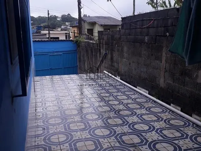 Casa com 400m² 2 quartos e 2 banheiros, à venda, no bairro Vila Nova Aparecida em Mogi das Cruzes