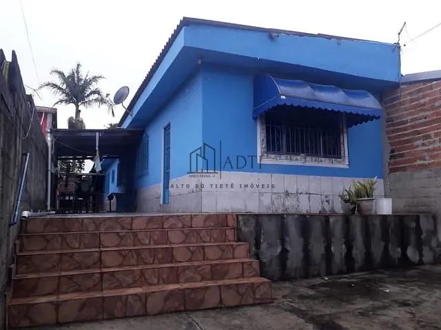 Casa com 400m² 2 quartos e 2 banheiros, à venda, no bairro Vila Nova Aparecida em Mogi das Cruzes
