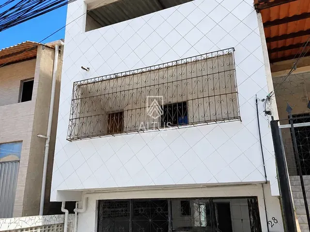 Casa 4 quartos e 2 banheiros, à venda, no bairro Fazenda Grande III em Salvador