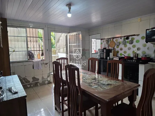 Casa 4 quartos e 2 banheiros, à venda, no bairro Fazenda Grande III em Salvador