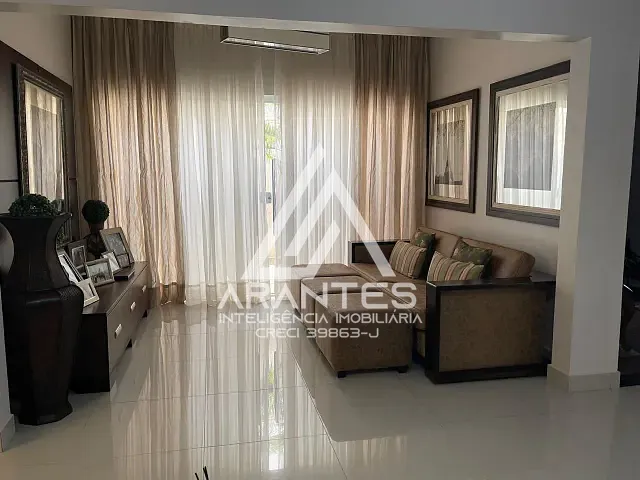 Casa 4 quartos e 2 banheiros, à venda, no bairro Centro em Barretos