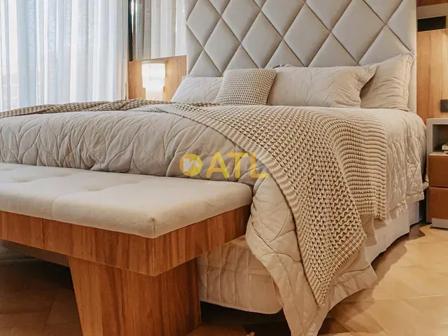 Casa 3 quartos e 6 banheiros, à venda, no bairro Loteamento Royal Park em Ourinhos
