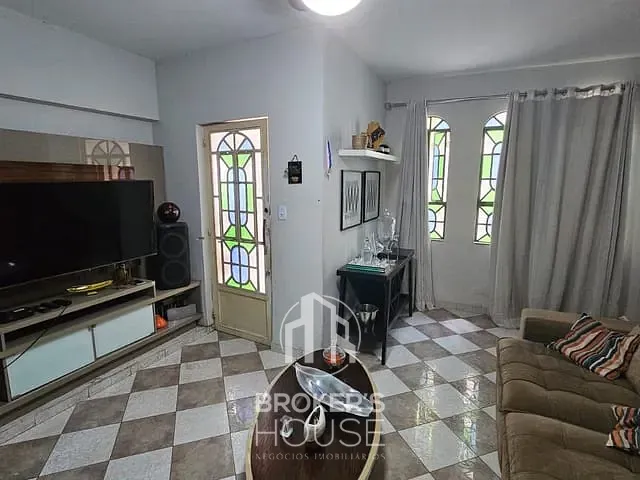 Casa com 188m² 3 quartos e 3 banheiros, à venda, no bairro Bairro de Lourdes em Vitória