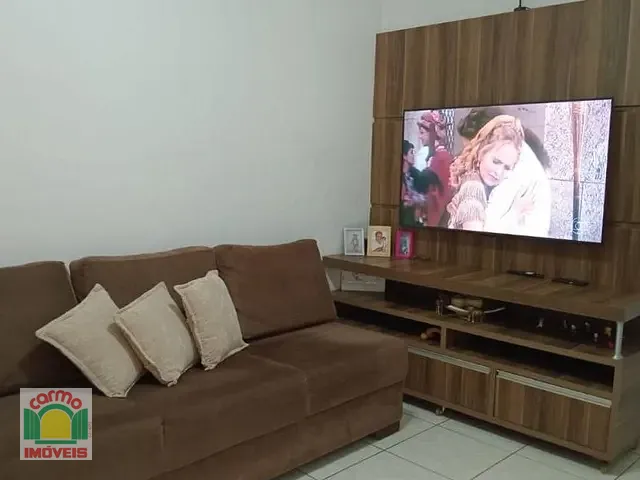Casa com 20m² 3 quartos e 3 banheiros, à venda, no bairro Residencial Vale Do Sol em Anápolis