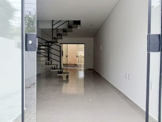 Casa com 105m² 3 quartos e 2 banheiros, à venda, no bairro São João do Rio Vermelho em Florianópolis