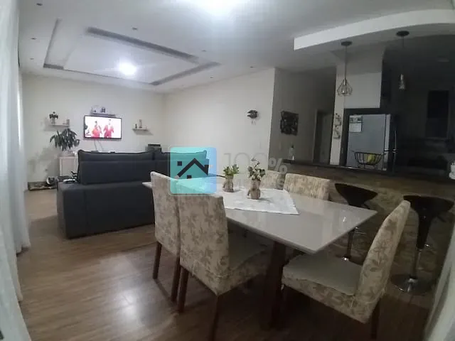 Casa com 250m² 3 quartos e 3 banheiros, à venda, no bairro Loteamento Villa Branca em Jacareí
