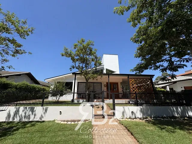Casa com 828m² 3 quartos e 4 banheiros, à venda, no bairro Vista Alegre em Vinhedo